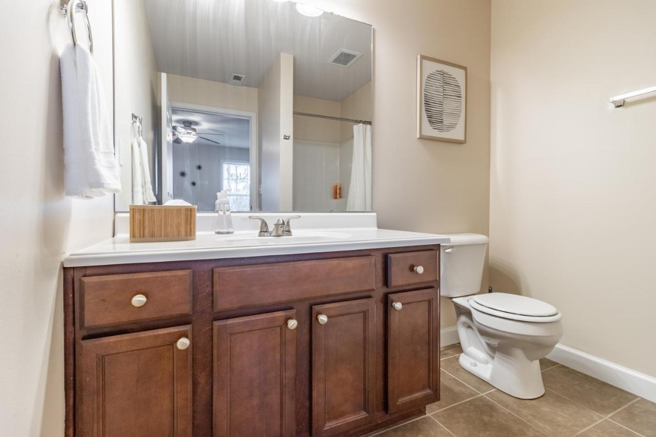 Contemporary Stay In Central Peoria Extérieur photo